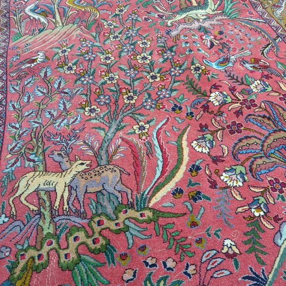 A semi-antique Ghom carpet in silk - Picture 3 of 9